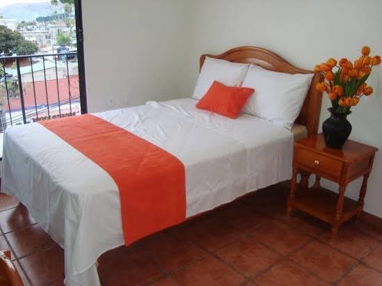 Hotel La Cascada 2*