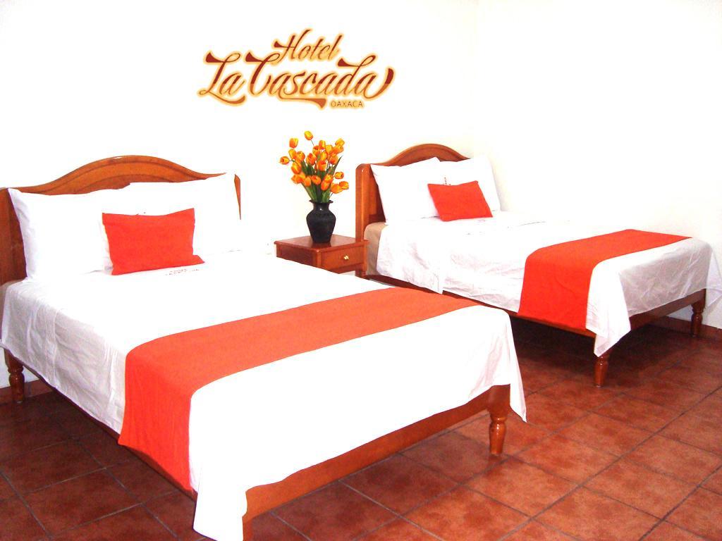 Hotel La Cascada 2*
